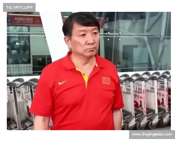 宫鲁鸣派12名女篮姑娘全力登场 9年未执教依旧展现卓越魄力 宫鲁鸣派12名女篮姑娘全力登场 9年未执教依旧展现卓越魄力